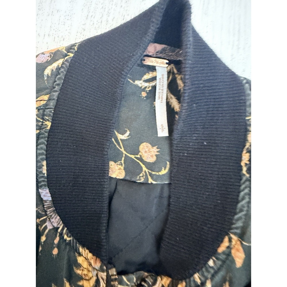 Free People Floral Bomber Jacket Sz S Black / Multicolor - Picture 4 of 7